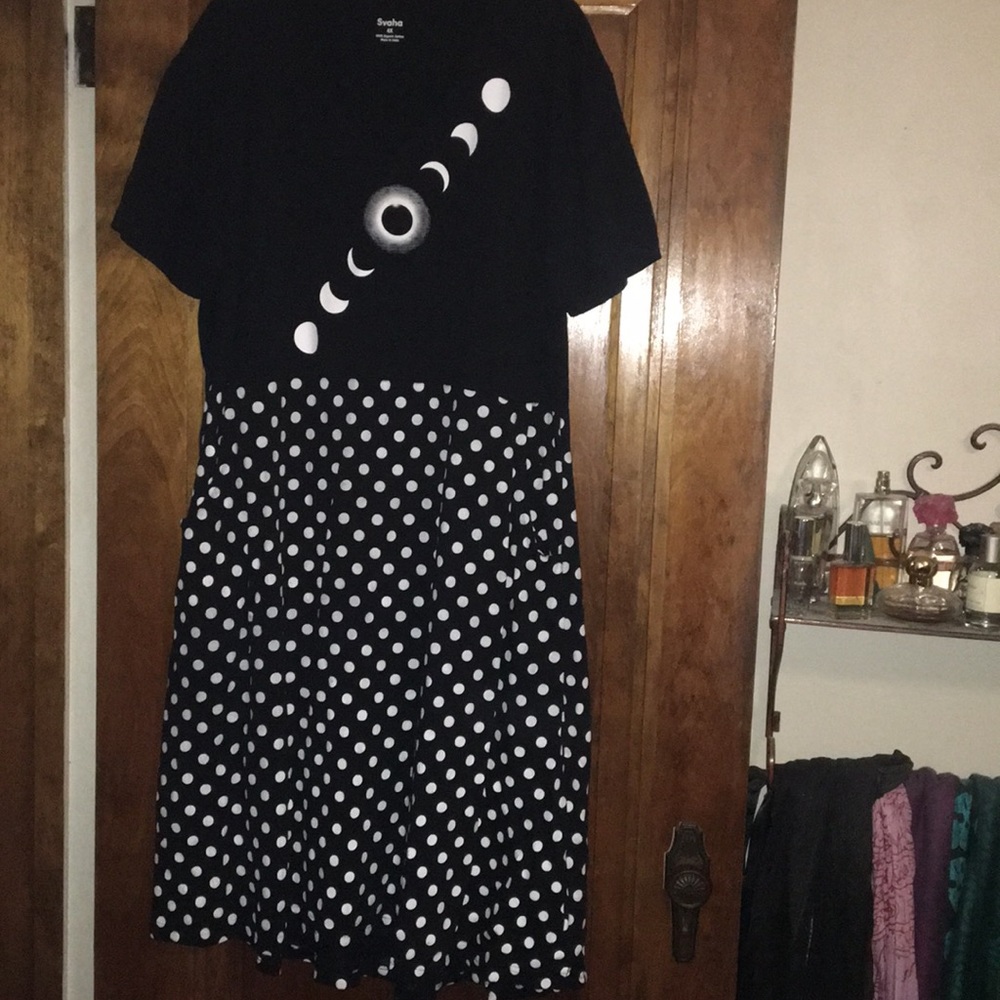 Glow in the dark plus size eclipse dress